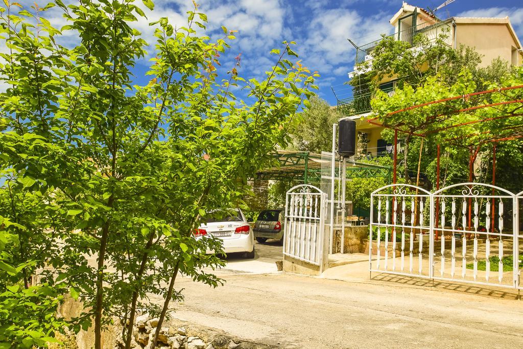 Apartments Zoricic Zaboric Luaran gambar